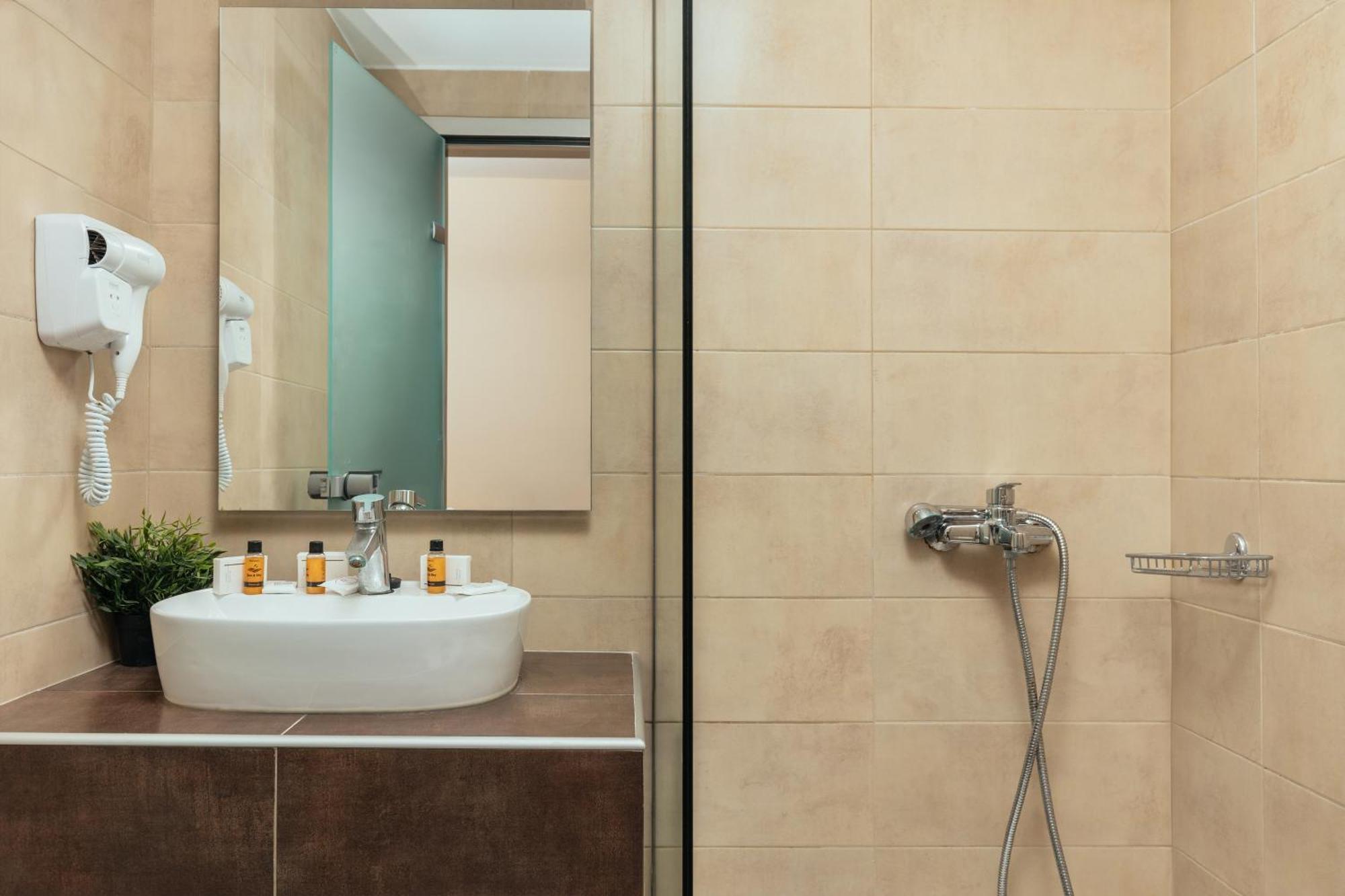 Yakinthos Hotel Λαγανάς Εξωτερικό φωτογραφία